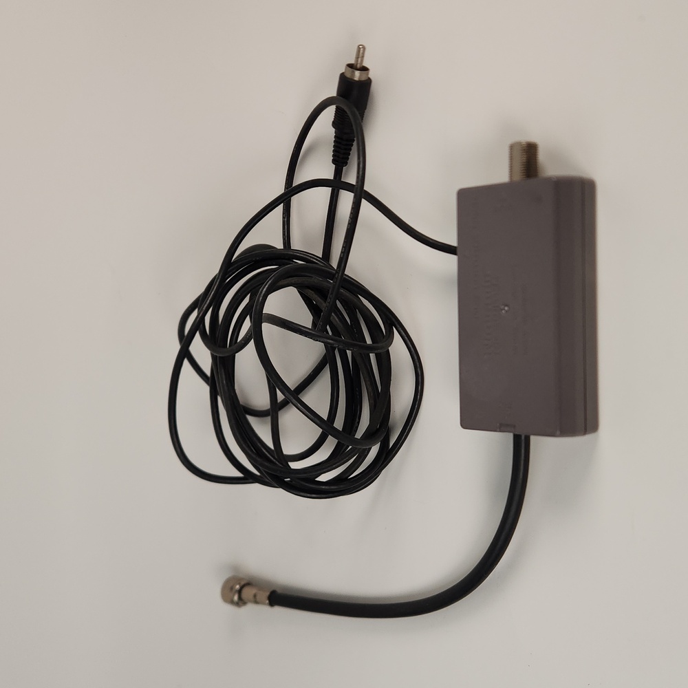 NINTENDO RF SWITCH with 10 foot cord, Vintage 80s gaming